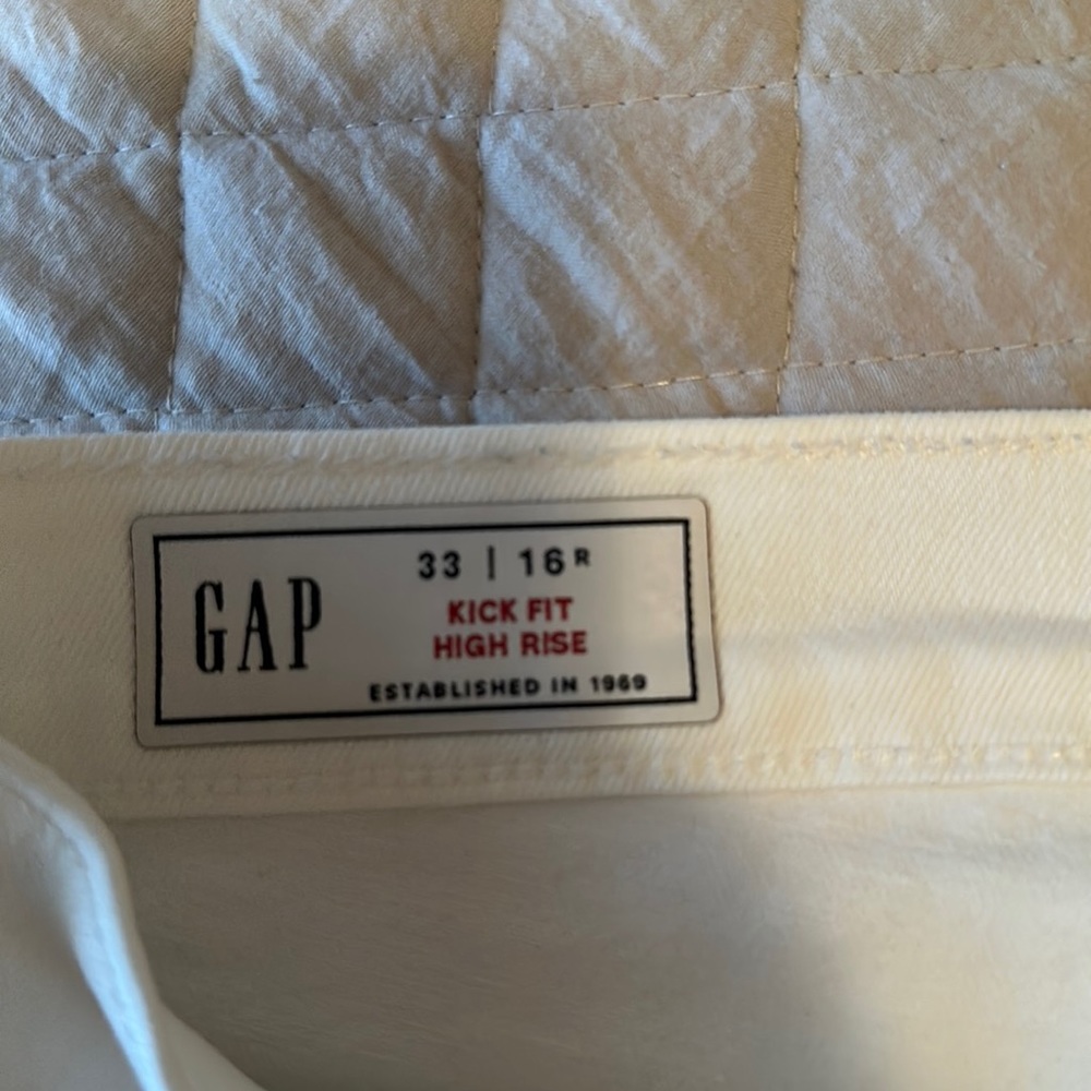 Gap kick fit high rise size 16